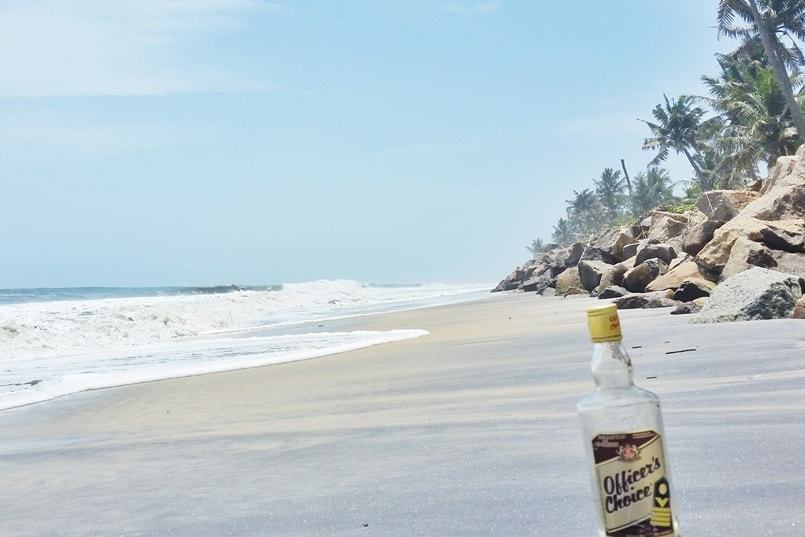 Alcohol in Alleppey. Drinks at best guesthouse near Alleppey Beach, Funky Art Beach House. Backpacking Kerala, India.