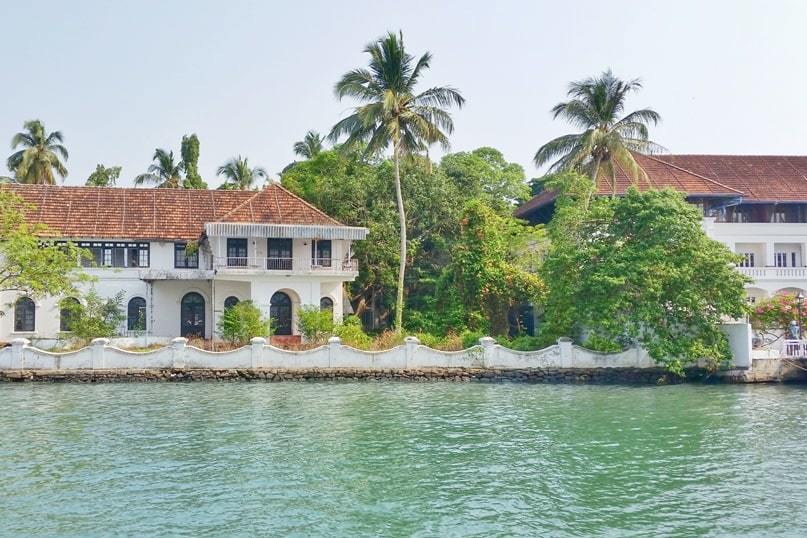 Cycling in Fort Cochin: Day trips from Cochin. Backpacking Kerala, India