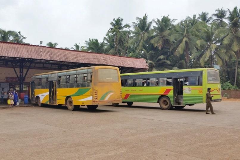 Gokarna train station to bus stand. gokarna town main bus station. Backpacking South India