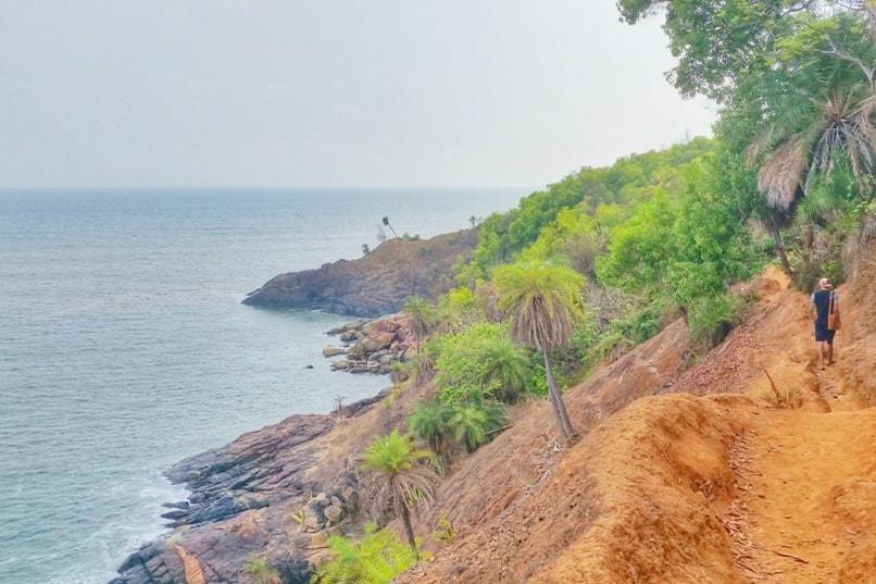 Gokarna train station to bus stand. Best things to do in Gokarna - gokarna beach trek, cliff. Backpacking South India