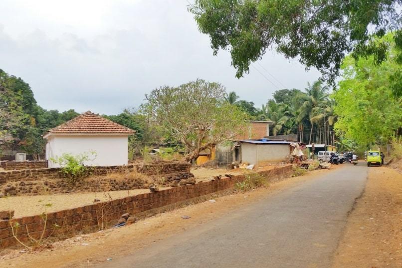Gokarna train station to bus stand. walk from gokarna road railway station to get to bus to gokarna beach and to town. Backpacking South India
